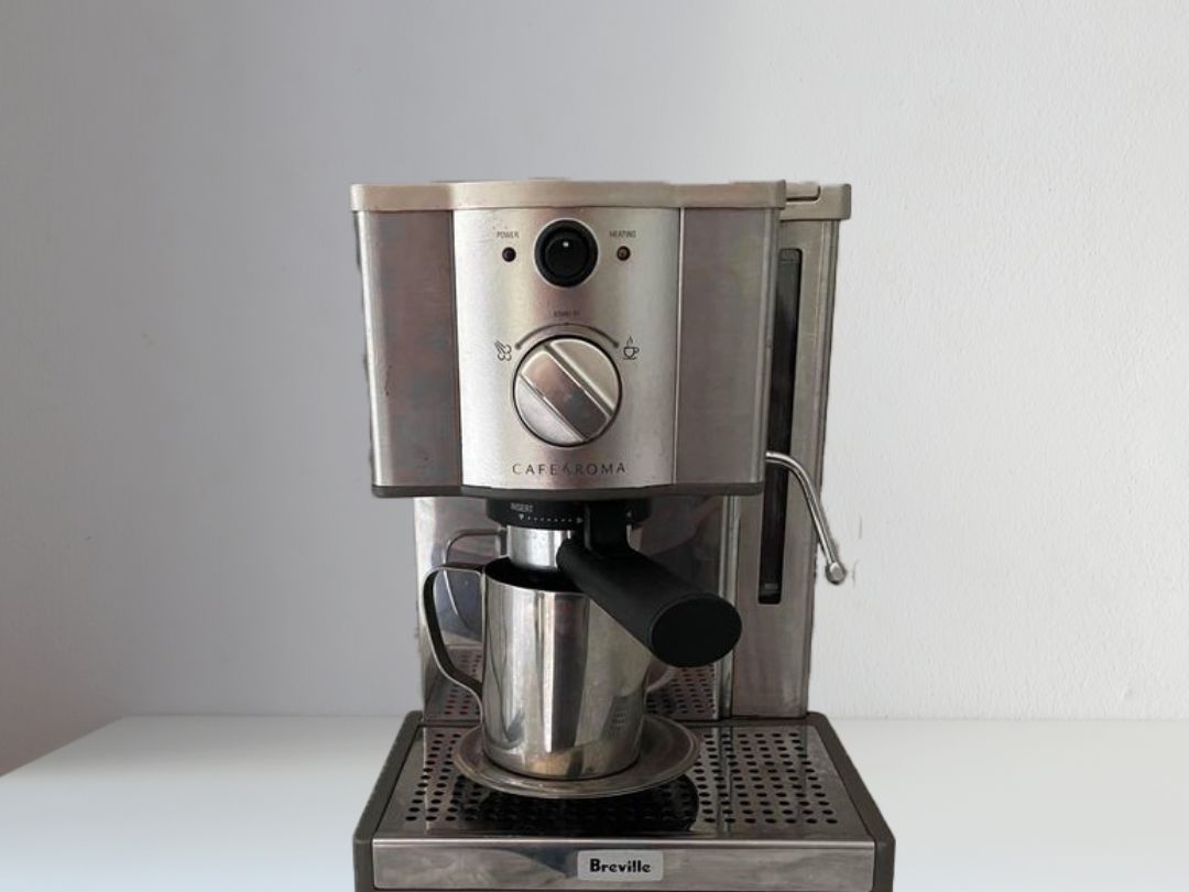 Review of Breville Cafe Roma, sat on white countertop