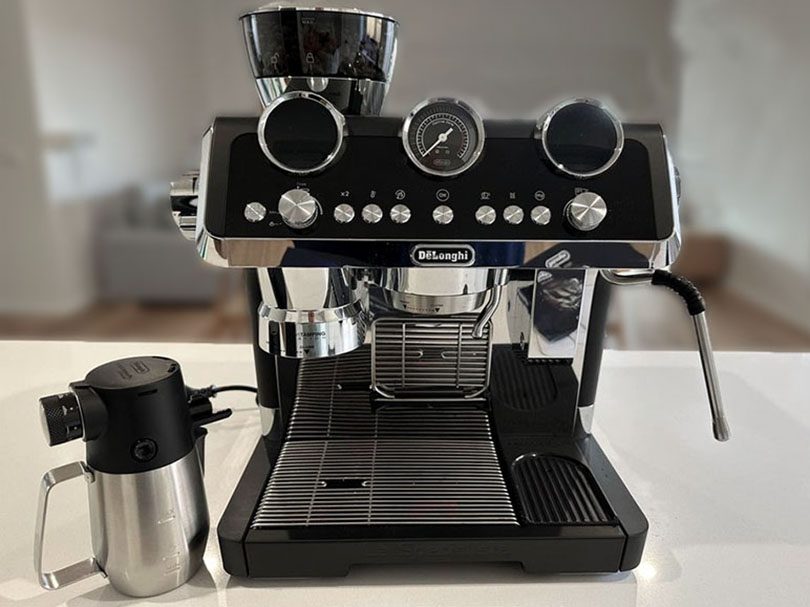 La Specialista Maestro - Best DeLonghi Machine for Espresso Nerds