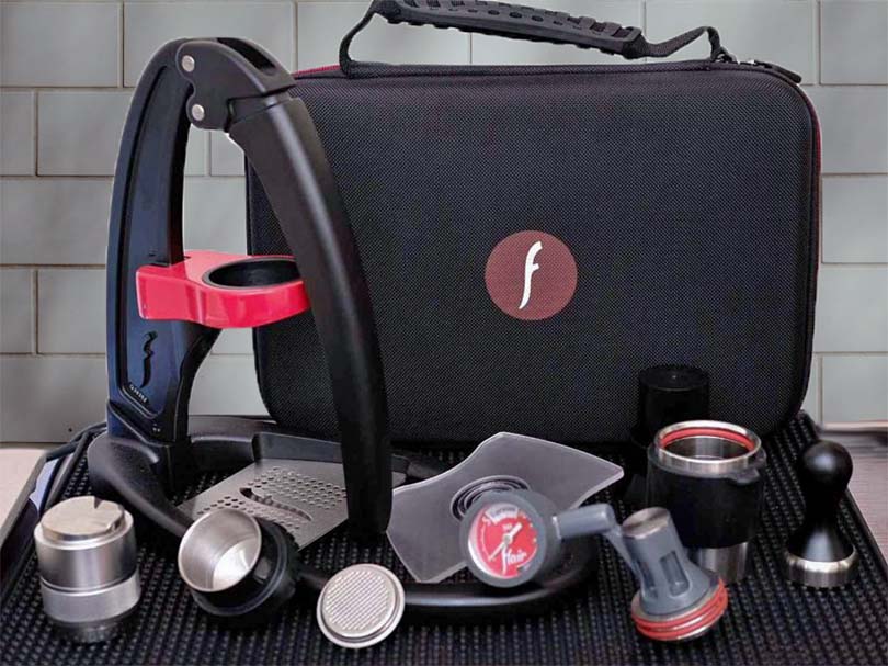 Flair Classic with carry case and all the included accessories