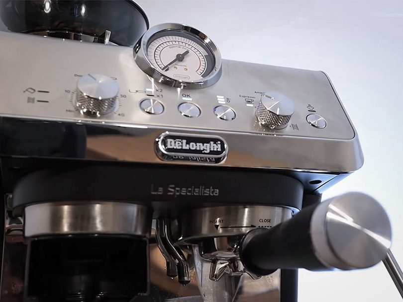 DeLonghi La Specialista Arte - A Top-Up View