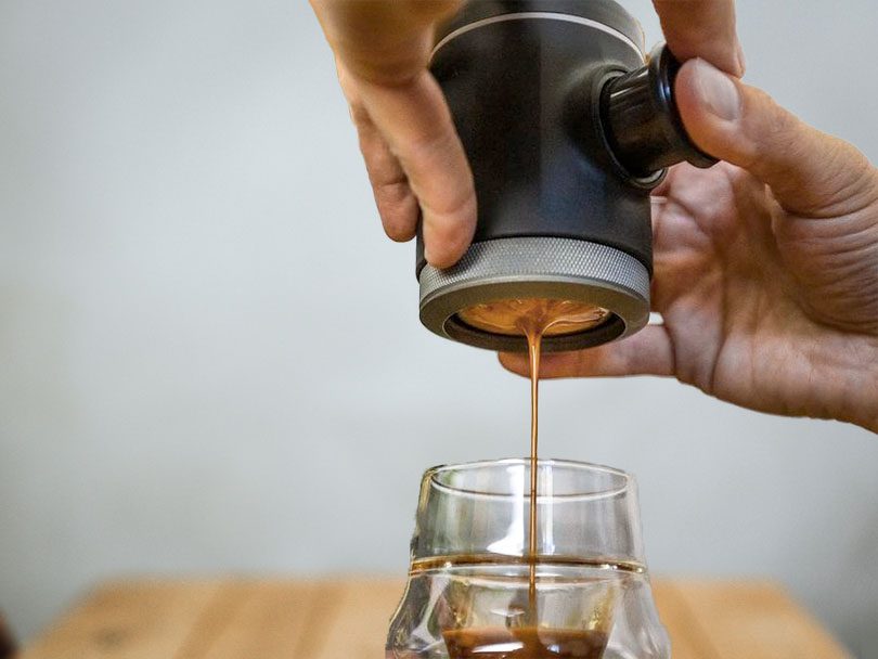 Pulling an espresso shot using the Wacaco Picopresso